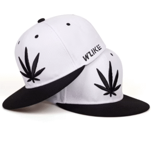 Stylowa czapka snapback z haftem liścia